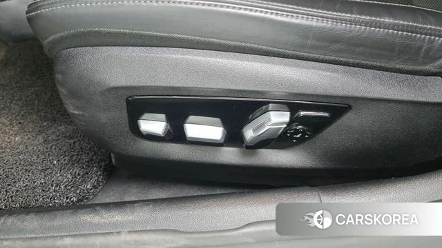 BMW 5 Series (G30) id 4873506 из Кореи 24