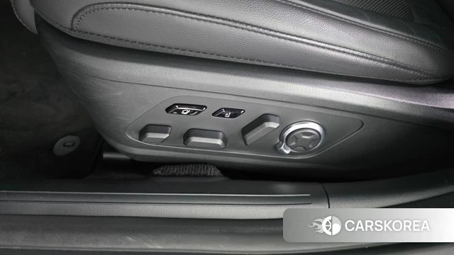 Hyundai Grandeur (GN7) id 4854504 из Кореи 24