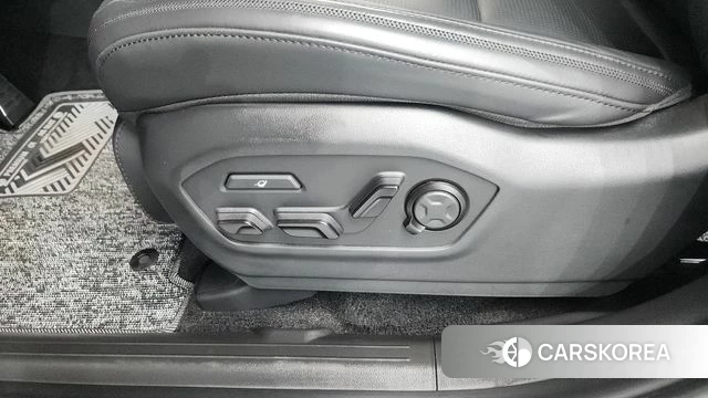 Hyundai Santa Fe (MX5) id 4590133 из Кореи 24