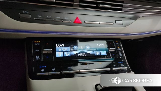 Hyundai The New Grandeur IG Hybrid id 4470132 из Кореи 24