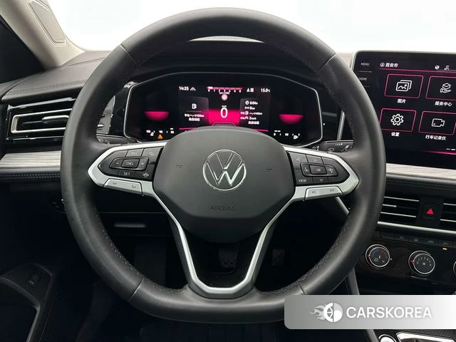 Volkswagen Sagitar id 4307122 из Китая 24