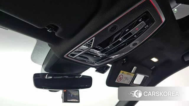 Audi A8 (D5) id 4593533 из Кореи 24