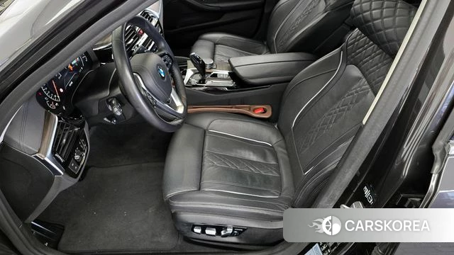 BMW 5 Series (G30) id 4331478 из Кореи 24