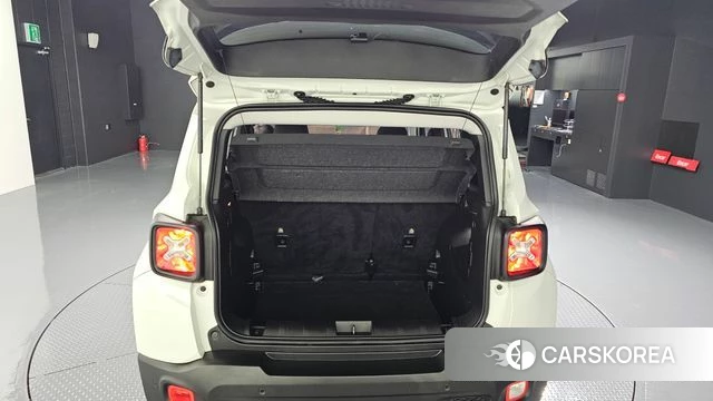 Jeep Renegade id 4495730 из Кореи 24
