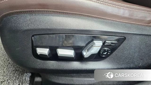 BMW 5 Series (G30) id 4331676 из Кореи 24