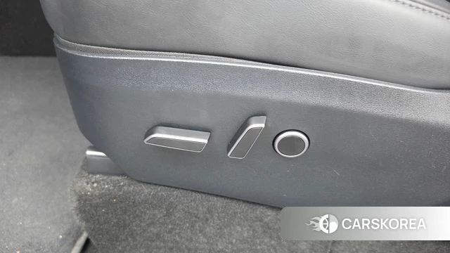 Tesla Model Y id 4710836 из Кореи 24