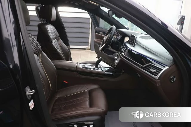BMW 7 series id 4366044 из Китая 24