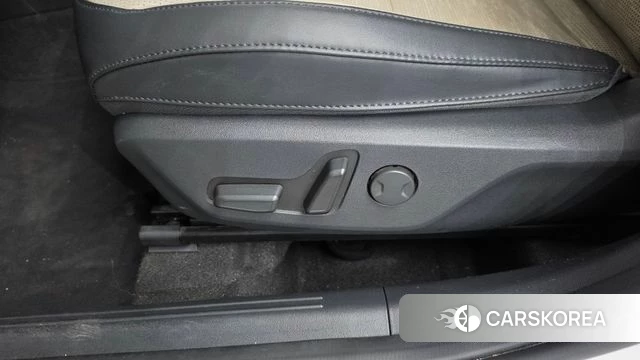 Kia Di Ol Nu Niro id 4735922 из Кореи 24