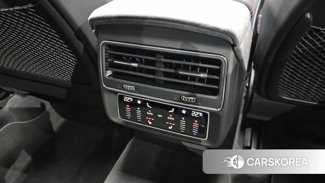 Audi RSQ8 (4M) id 4200779 из Кореи 24