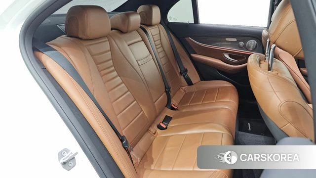 Mercedes-Benz E-Class W213 id 4318405 из Кореи 24
