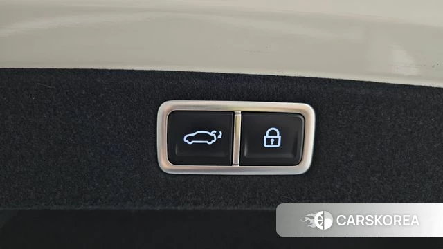 Hyundai Grandeur (GN7) id 4880496 из Кореи 24