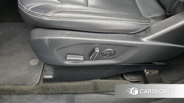Ford Explorer id 4557987 из Кореи 24