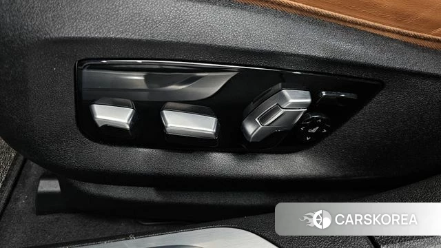 BMW 7 Series (G11) id 4647142 из Кореи 24