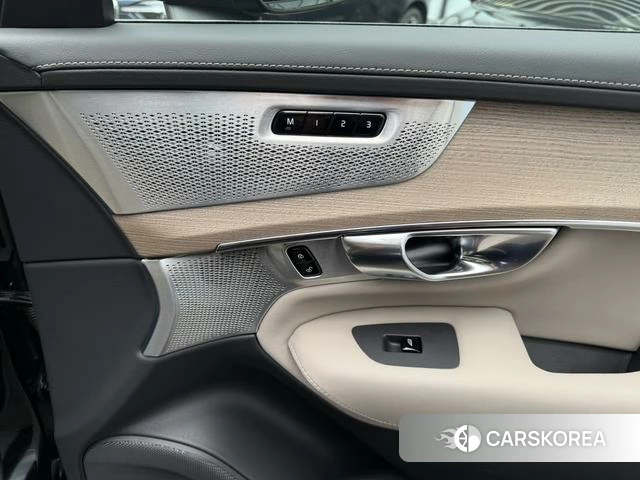 Volvo XC90 PHEV id 3927078 из Китая 24