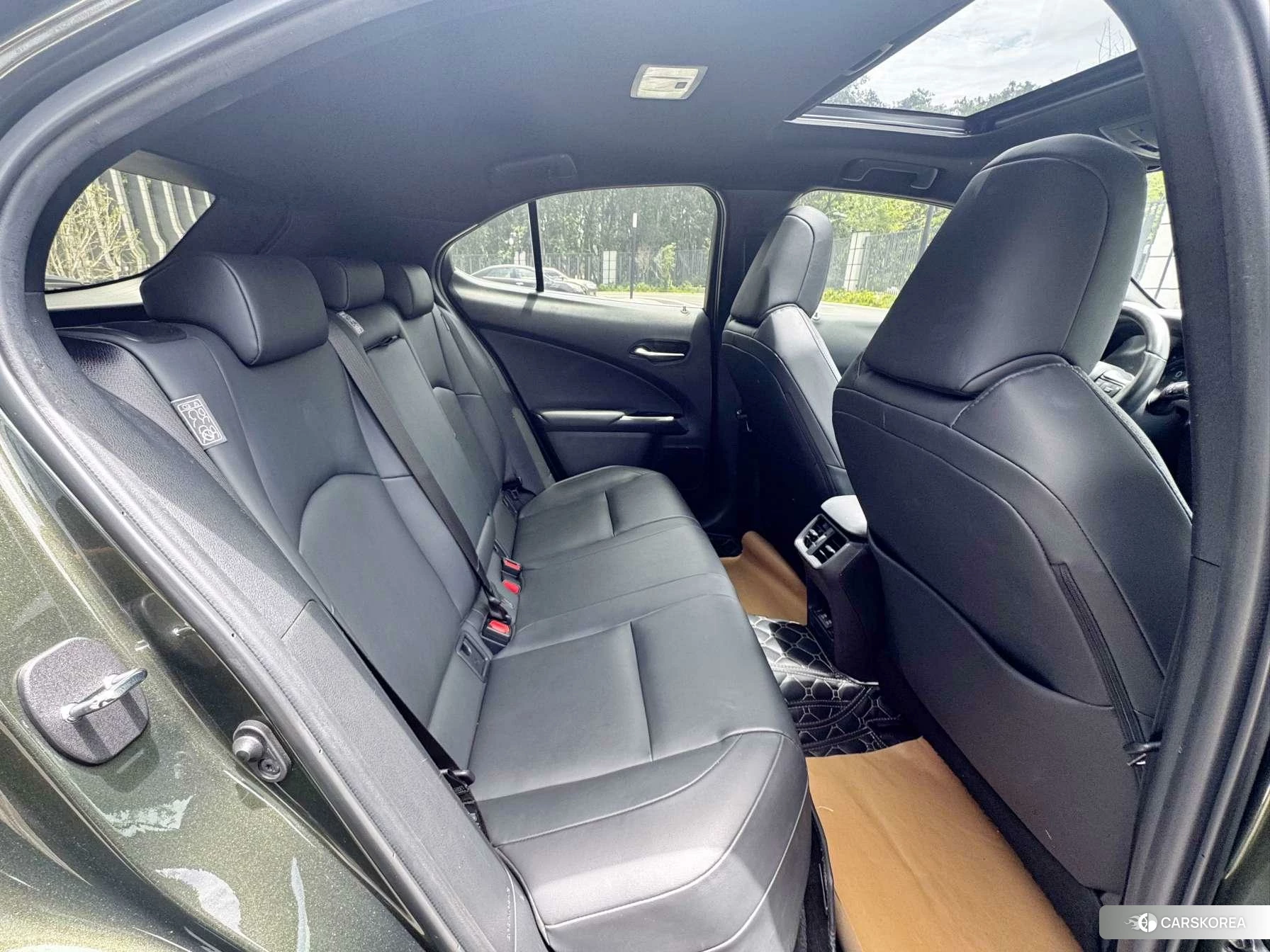 Lexus UX EV id 4468014 из Китая 24