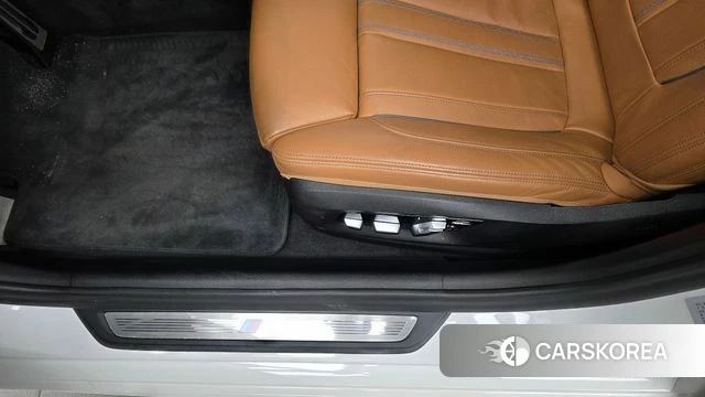 BMW 5 Series (G30) id 4784598 из Кореи 24