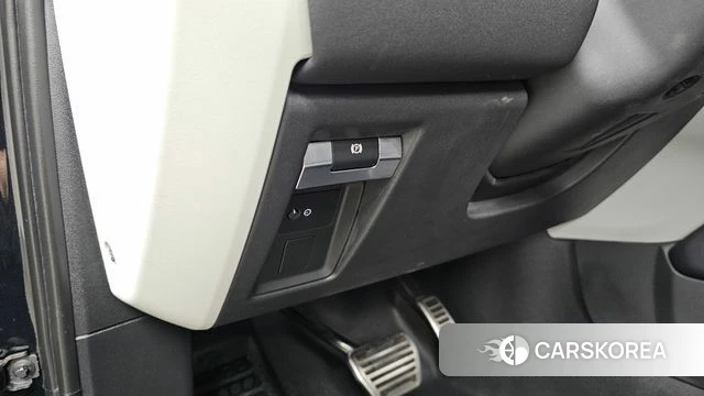 Land Rover Defender (L663) id 4187054 из Кореи 24