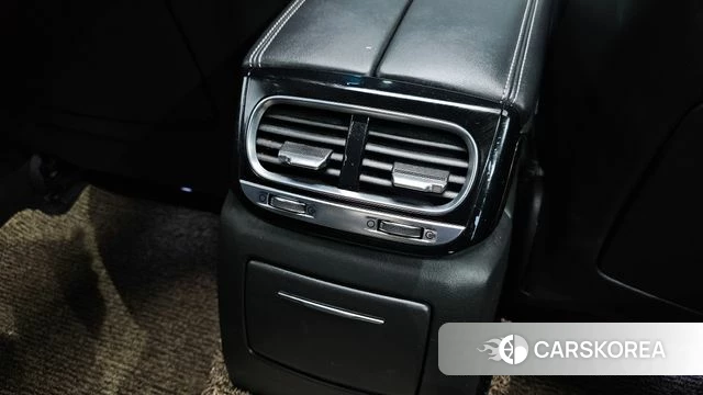 Genesis G90 id 4882478 из Кореи 24
