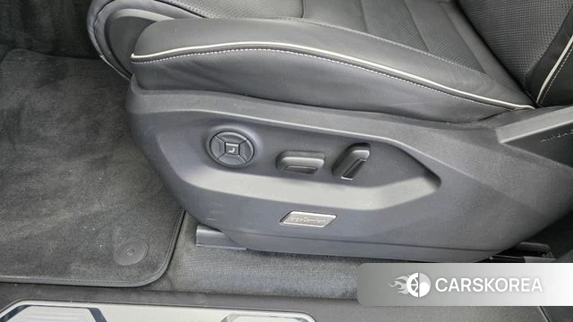 Volkswagen Touareg 3rd generation id 4200650 из Кореи 24