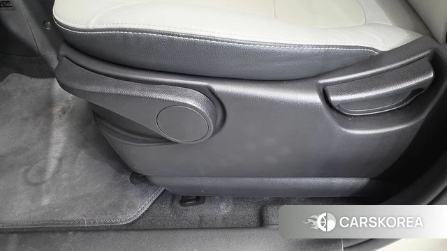 Kia The New Kia Ray EV id 4691563 из Кореи 24