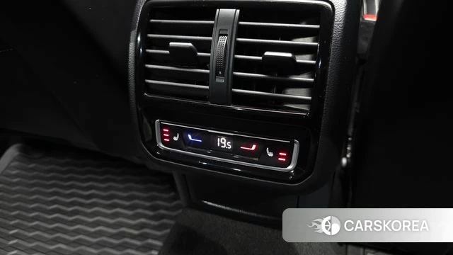 Volkswagen Passat GT (B8) id 4871931 из Кореи 24