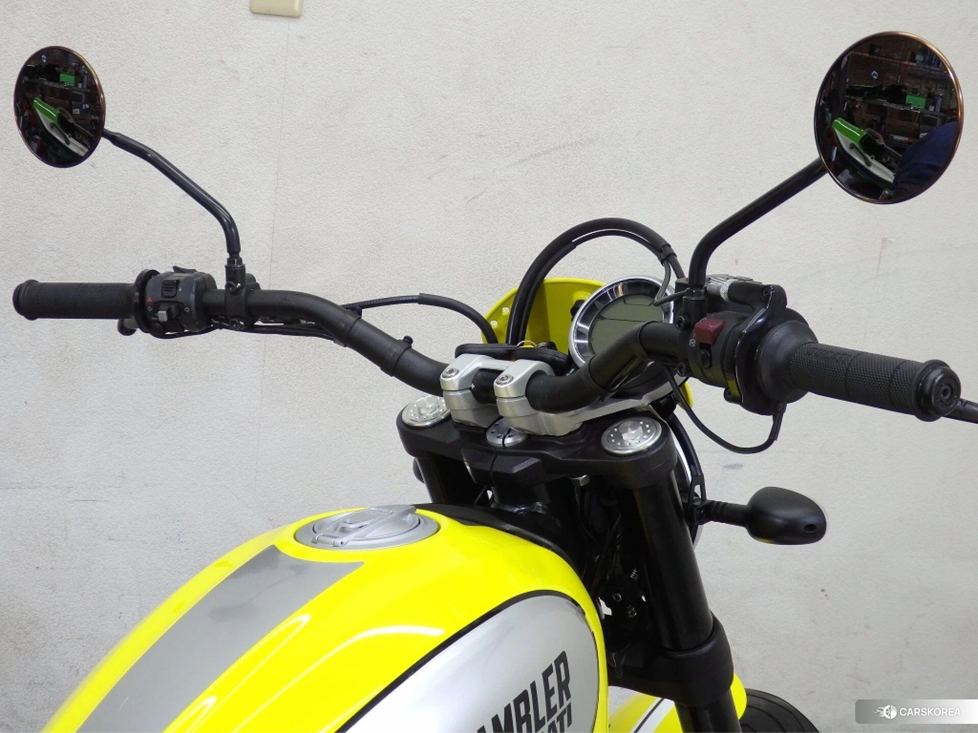 OTHER DUCATI SCRAMBLER F TRUCK PRO id 3948892 из Японии 24