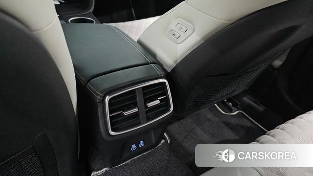 Genesis The New G70 id 4533237 из Кореи 24