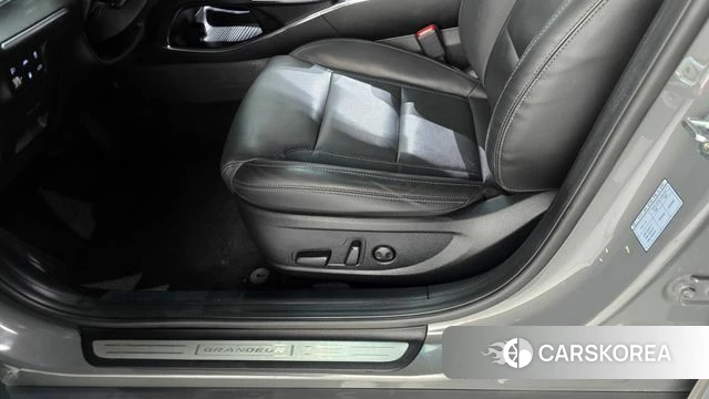 Hyundai The New Grandeur IG id 4428646 из Кореи 24