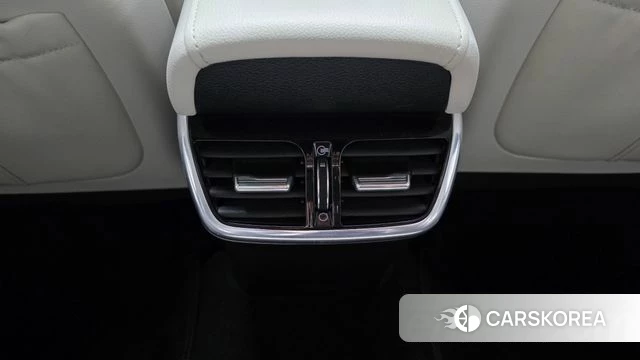 Hyundai The New Grandeur IG Hybrid id 4929275 из Кореи 24
