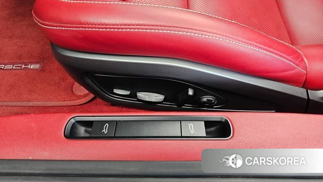 Porsche 911(992) id 4894702 из Кореи 24