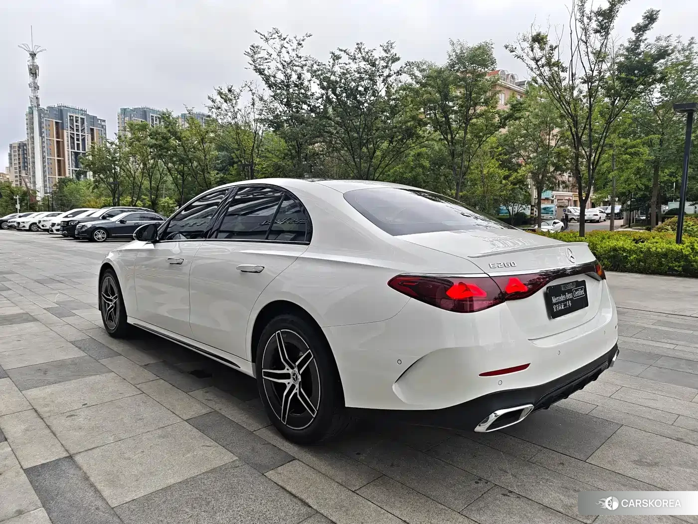 Mercedes-Benz E-Class id 4565180 из Китая 25