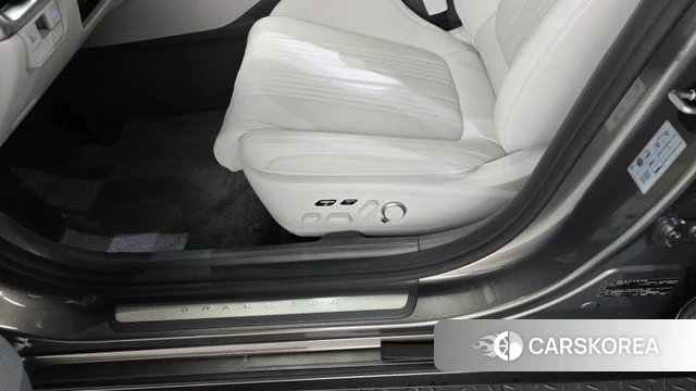 Hyundai Grandeur (GN7) id 4441529 из Кореи 24