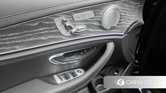 Mercedes-Benz E-Class W213 id 4282607 из Кореи 24