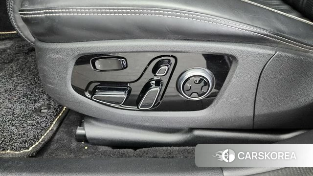 Genesis G90 id 4573460 из Кореи 24
