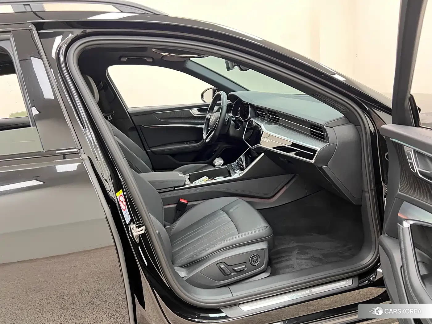 Audi A6 id 4679905 из Китая 24