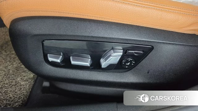 BMW 5 Series (G30) id 4793995 из Кореи 24