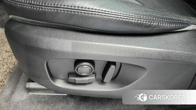 Land Rover Discovery Sports id 4647801 из Кореи 24