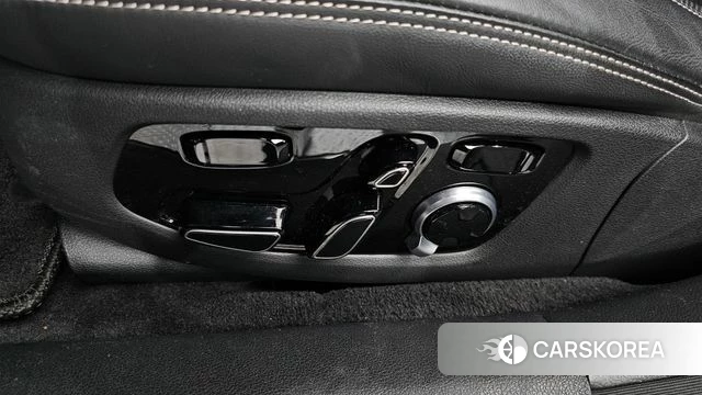 Genesis G90 id 4416901 из Кореи 24