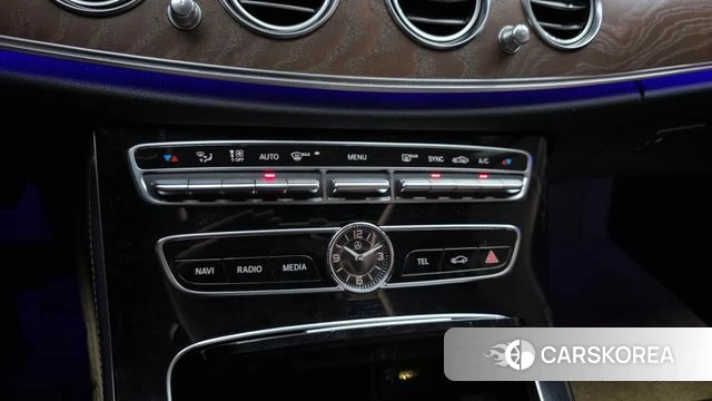 Mercedes-Benz E-Class W213 id 4895289 из Кореи 24