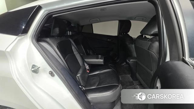 Toyota Prius 4th Generation id 4303138 из Кореи 24