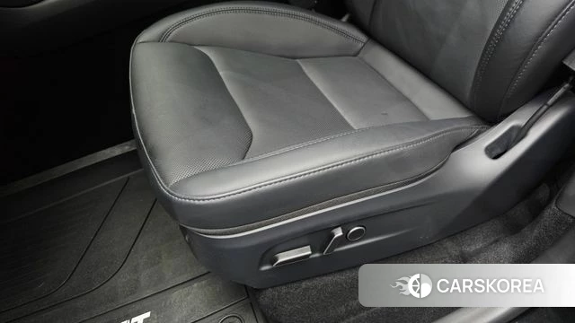 Tesla Model Y id 4301949 из Кореи 24