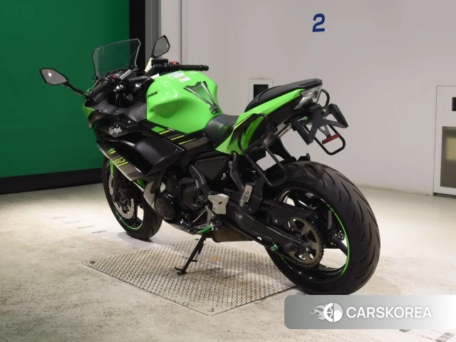 Kawasaki NINJA 650 KRT id 3949037 из Японии 23