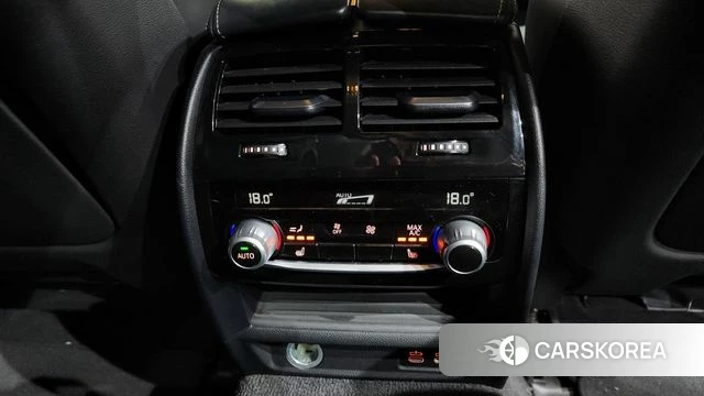 BMW 5 Series (G30) id 4383772 из Кореи 24