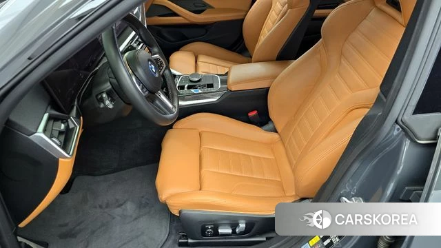 BMW i4 id 4388387 из Кореи 24
