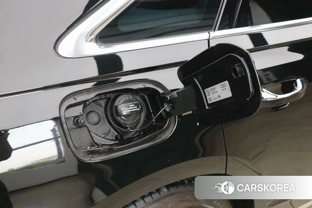 Audi A8 id 4264089 из Китая 24