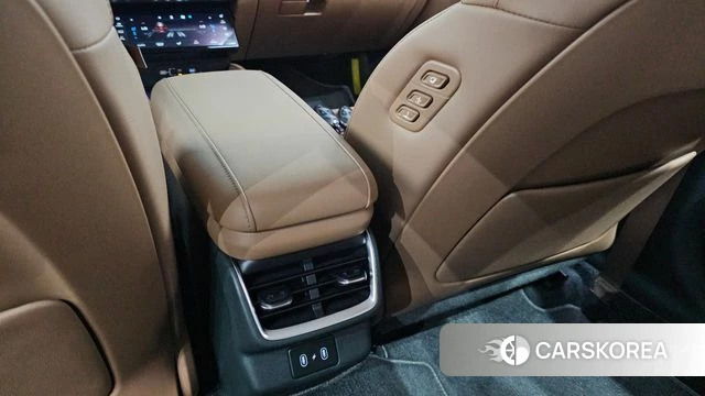 Hyundai Grandeur Hybrid (GN7) id 4681495 из Кореи 24