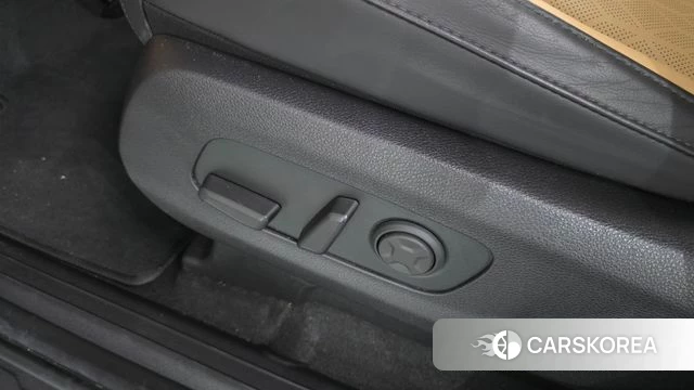 Kia Carnival 4th generation id 4534617 из Кореи 24