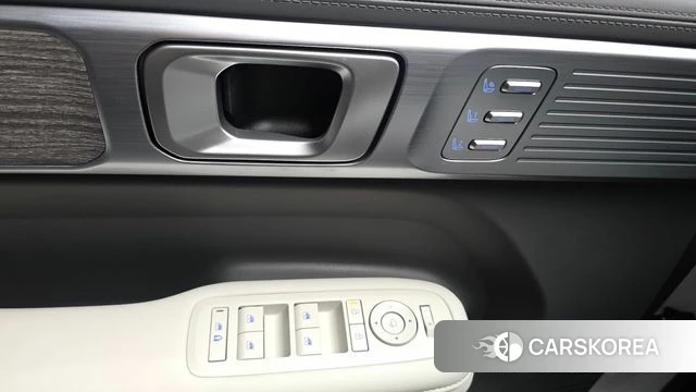 Hyundai Santa Fe (MX5) id 4635305 из Кореи 24