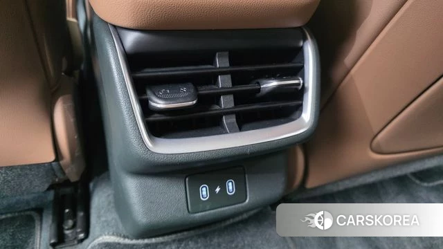 Hyundai Grandeur (GN7) id 4292454 из Кореи 24