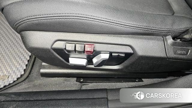BMW 3 Series (F30) id 4574625 из Кореи 24